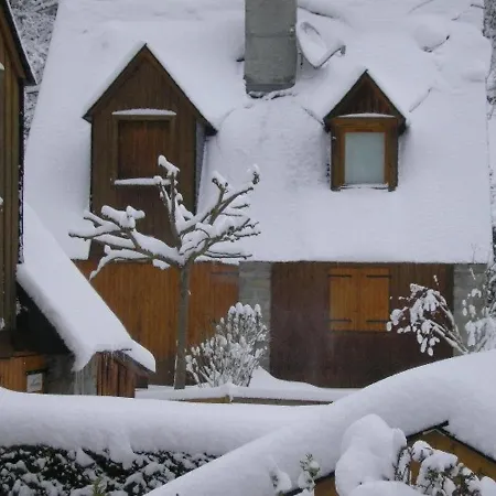 Holiday home Duplex 4 Pers. A Luz-saint-sauveur, Cheminee, Jardin, Animaux Acceptes - Fr-1-402-40 *