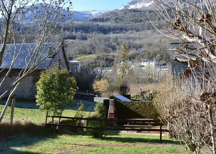 Duplex 4 Pers. A Luz-saint-sauveur, Cheminee, Jardin, Animaux Acceptes - Fr-1-402-40 Дом отдыха