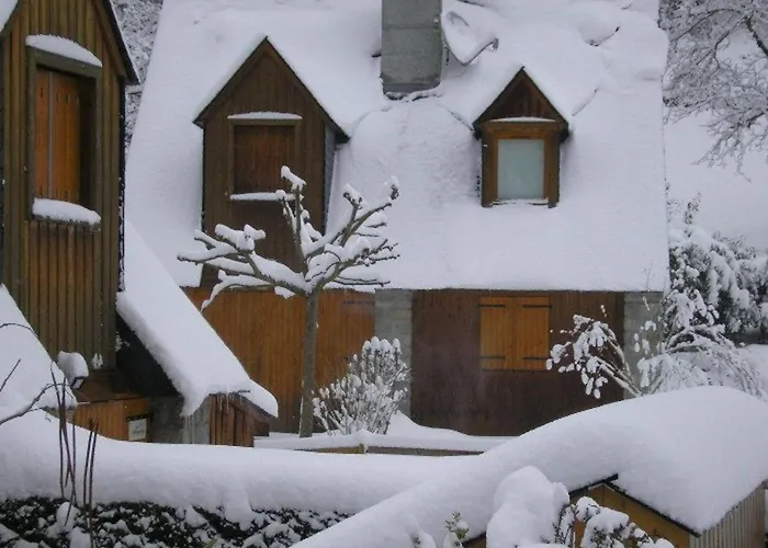 Duplex 4 Pers. A Luz-saint-sauveur, Cheminee, Jardin, Animaux Acceptes - Fr-1-402-40